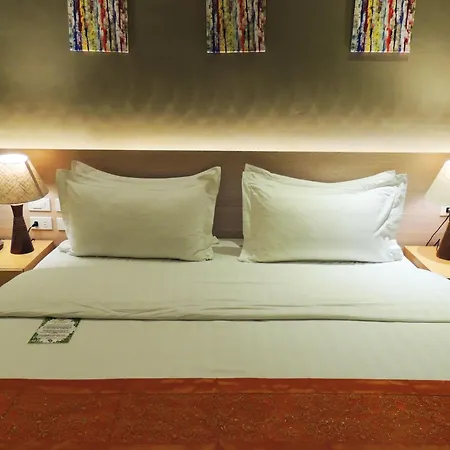 Dela Chambre Hotel