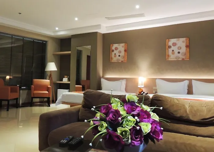 Dela Hotel 3*