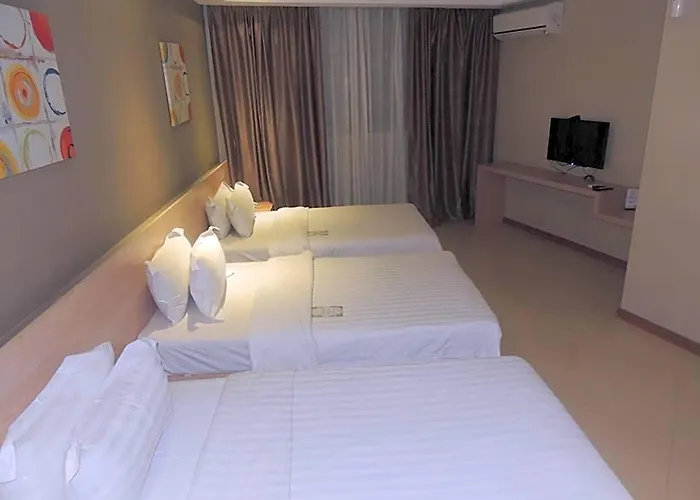 Hotel Dela 3*