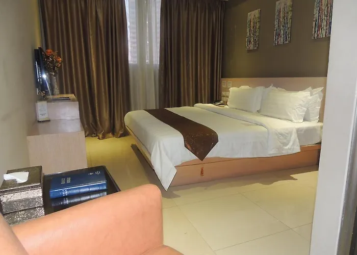 Hotel Dela Manila