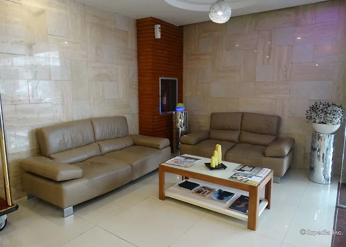 Hotel Dela 3*